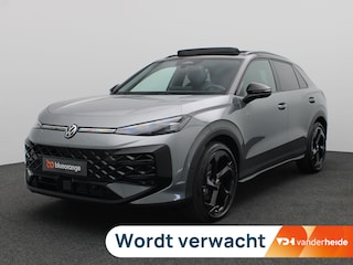 Volkswagen T-Roc 1.5 eTsi R-Line First Edition 150PK DSG Pano-Schuifdak, Trekhaak, Black Style, 20" LM Velgen, Keyless, Side Asisst, Matrix LED-Verlichting, Achteruitrijcamera