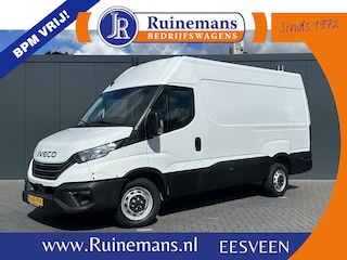 Iveco Daily 35S14 2.3D 136 PK FACELIFT / L2H2 / ** 20.950 KM ** / TREKHAAK / 3.500 KG AHG / 270 ACHTERDEUREN / ECC AIRCO / APPLE CARPLAY / 3 ZITS
