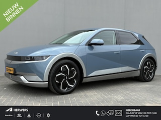 Hyundai Ioniq 5 Lounge 77.4 kWh / SOH 100% / Fabrieksgarantie t/m 03-2028 / 8 jaar Batterijgarantie vanaf nieuw / Dealer onderhouden / CCS snelladen / Trekgewicht 1600 kg / Warmtepomp / Head Up Display / Elektrische achterklep / Rondomzicht camera / Stuur- Stoel & Achterbank verwarming / Stoelventilatie /