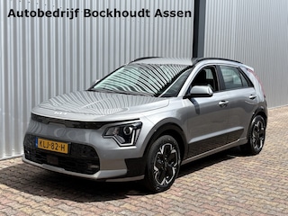 Kia Niro e-Niro DynamicLine 64.8 kWh | Navigatie | Camera | Cruise Control