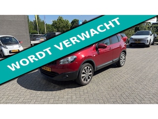 Nissan Qashqai 2.0i 141pk Clima Cruise Navi Panorama Trekhaak 1400kg.