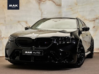 BMW 5-serie Touring V8 M Hybrid , pano, Ultimate Package, carbon extr., B&W, ceramic, 21'', stl.ventilatie, tr.haak, leder, privacy