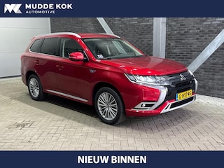 Mitsubishi Outlander 2.4 PHEV Intense | Camera | Keyless | Trekhaak | Stoelverwarming | Dodehoekdetectie | 18 Inch