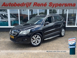 Volkswagen Tiguan 2.0 TSI Sport&Style 4Motion | Trekhaak | Pano | 4 Motion | Automaat | Stoelverwarming | Leer