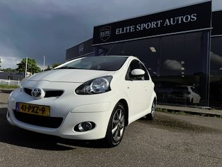 Toyota Aygo 1.0-12V Dynamic Navigator I Airco I Navigatie I Zuinig