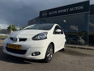 Toyota Aygo 1.0-12V Dynamic Navigator I Airco I Navigatie I Zuinig