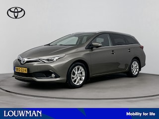Toyota Auris Touring Sports 1.8 Hybrid Dynamic | Stoelverwarming | Navigatie | Onderweg-naar-dealer