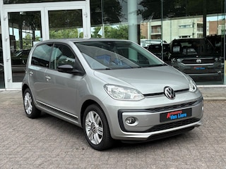 Volkswagen Up 1.0 60PK Up! Beats| Camera|Stoelverwarming|Climate|Rijklaarprijs incl garantie