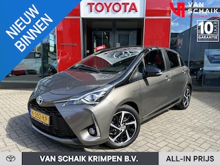 Toyota Yaris 1.5 Hybrid Dynamic Bi-Tone, Trekhaak, Apple Carplay/Android Auto