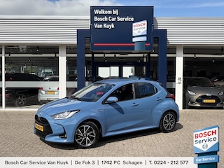 Toyota Yaris 1.5 Hybrid Dynamic / Automaat / NL-Auto / Adaptieve Cruise-Control / Apple-Carplay & Android-Auto / LED / Keyless / DAB Radio-Bluetooth / Navi / Getint-Glas / Camera-Achter / 16'' LMV / ENZ.