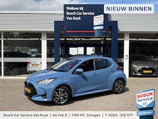 Toyota Yaris 1.5 Hybrid Dynamic / Automaat / NL-Auto / Adaptieve Cruise-Control / Apple-Carplay & Android-Auto / LED / Keyless / DAB Radio-Bluetooth / Navi / Getint-Glas / Camera-Achter / 16'' LMV / ENZ.