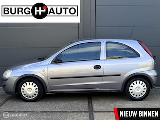 Opel Corsa 1.2-16V Rhythm 3 deurs - CRUISE CONTROLE - EL. RAMEN - CPV - RADIO/CD MP3 - STUURBEKRACHTIGING - 3E EIGENAAR - NAP - NL AUTO - APK TM 04-11-2026 -