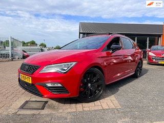 Seat Leon ST 2.0 TSI CUPRA 300/Schaalstoelen/Pano/4 Drive/Performance Pack!!!