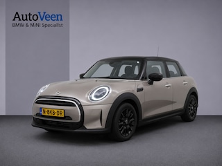 Mini Cooper 5-Deurs 1.5 Business Edition (LED, NAVI, UNION JACK, DEALER ONDERHOUDEN)