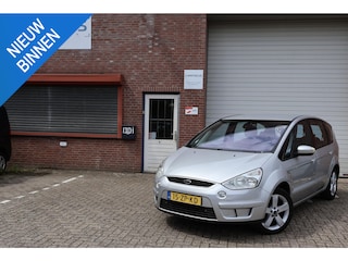 Ford S-MAX 2.0-16V NAP 3e eigenaar PDC Trekhaak Cruise APK Navi Airco