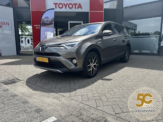Toyota RAV4 2.5 Hybrid Style TREKHAAK