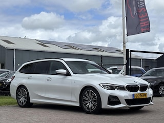 BMW 3-serie Touring 330i Introduction Executive Edition parelmoer