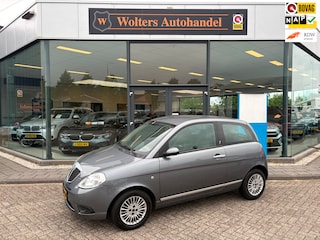 Lancia Ypsilon 1.2 Argento *AC