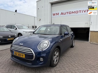 Mini Cooper 5-Deurs 1.5 Business airco