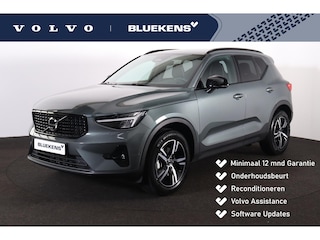 Volvo XC40 B3 Plus Dark - IntelliSafe Assist & Surround - 360º Camera - Verwarmde voorstoelen, stuur & achterbank - Parkeersensoren voor & achter - Elektr. bedienb. voorstoelen met geheugen links - Draadloze tel. lader - Standkachel - Extra getint glas - Inklapbare trekhaak - 18' LMV