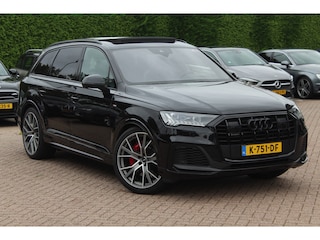 Audi Q7 60 TFSI e quattro Pro Line Plus / Trekhaak / Panoramadak / 360Camera / Head-up / Softclose / Luxe Leder / Keyless / Massage / B&O / Dodehoek / 22'' / DAB / ACcC