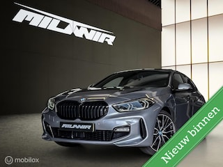 BMW 118i M Sport |Pano |Kuipstoelen |H&K |HUD |ACC