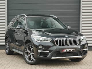 BMW X1 SDrive20i , Trekhaak, Pano, HUD, Camera,