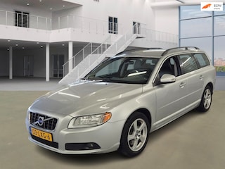 Volvo V70 2.0T Momentum Automaat Cruise Trekhaak