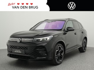 Volkswagen Tiguan 1.5 eHybrid 272pk R-Line Edition | Trekhaak | Panoramadak | Harmen / Kardon | Stoelverwarming voor + achter |