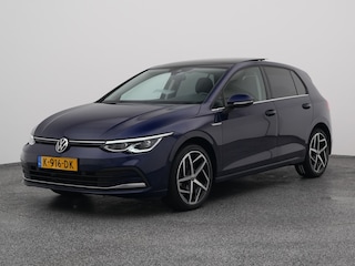 Volkswagen Golf 1.5 eTSI R-Line  | PANO | CAMERA | ADAPTIVE | STOEL- EN STUURVERW.