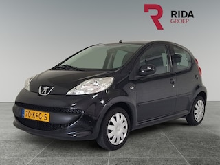 Peugeot 107 1.0-12V XR