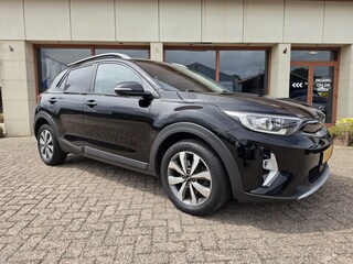 Kia Stonic 1.0 T-GDi MHEV Dyn+Line | Lane ass | Cruise | Clima | Navi | Lm