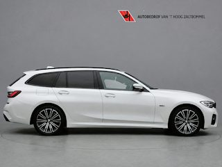 BMW 3-serie Touring 330e High Executive M-SPORT SHADOW PANORAMADAK MEMORY 360-CAMERA KEY-LESS CARPLAY TREKHAAK