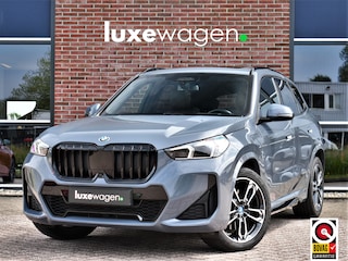 BMW X1 xDrive30e M-Sport Plus Stormbay Pano ACC HUD 360-cam 19inch