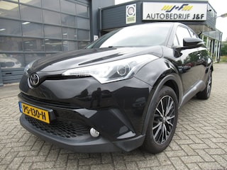 Toyota C-HR 1.2 Executive / NAV / Camera / Stoelverwarming / Climate Control
