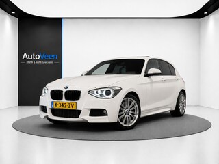 BMW 118i High Executive (PANO, LED, STOELVERWARMING, GROOT NAVI, PARKEERSENSOREN)