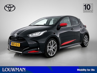 Toyota Yaris 1.5 Hybrid Executive | JBL | Head-Up Display | Dodehoek detectie | Stoel+stuurverwarming | Parkeersensoren voor+achter | Licht kleur interieur | Apple CarPlay/Android auto | Navigatie |