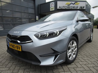 Kia Ceed 1.0 T-GDi DynamicPlusLine / 1e EIG / NAV / Camera / Stoelverw. / Stuurverw.