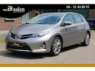 Toyota Auris 1.8 Hybrid Dynamic NAVI CAMERA TREKHAAK 137000KM!!!