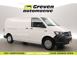 Volkswagen Transporter 2.0 TDI L2H1 140PK | Airco | Cruise | Trekhaak | 3 Zits | Sidebars
