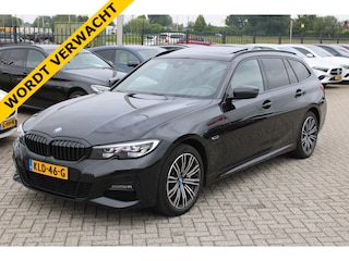 BMW 3-serie Touring 330e High Executive M-SPORT PANORAMADAK MEMORY KEY-LESS CAMERA CARPLAY