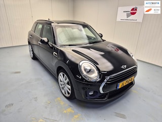 Mini Clubman 1.5 Cooper Navi Ecc Cruise Control Pano Dak Alu Velgen Pdc