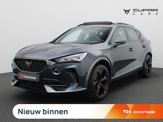 Cupra Formentor 1.4 e-Hybrid VZ 245PK Black Edition Panoramadak, Trekhaak, Supersportstuur, Leder, Side Assist, Memorystoel, 19" LM Velgen, Achteruitrijcamera