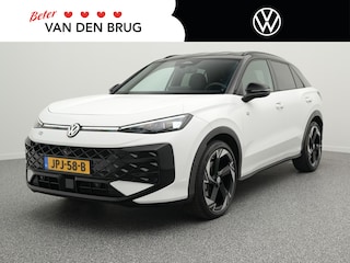 Volkswagen T-Roc R-Line First Edition 1.5 eTSI 150 PK | 360' camera | Black Style | Elek. achterklep | 20 inch velgen |