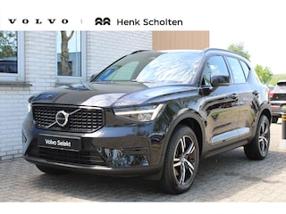 Volvo XC40 2.0 B4 Plus Dark