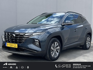 Hyundai Tucson 1.6 T-GDI HEV Comfort / Trekhaak (1.650KG) / Adaptief Cruise Control / Stoelverwarming / Led Lampen / Achteruitrijcamera / Parkeer Sensoren Voor & Achter / Apple Carplay&Android Auto / Navigatie /