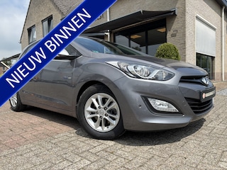 Hyundai i30 5DRS 1.6 GDI i-Vision Navigatie / Camera / All-Seasons