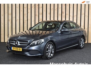 Mercedes-Benz C-klasse 180 Prestige Automaat Trekhaak 125dkm Stoelverwarming All seasons Navi Cruise Clima + Nwe APK