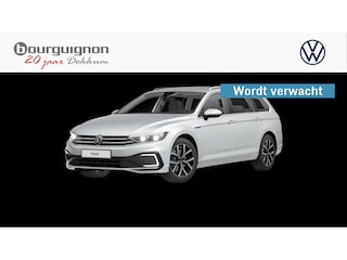 Volkswagen Passat Variant 1.4 TSI PHEV GTE Business | Wordt verwacht | Trekhaak | Stoelverwarming | A.cam | Sfeerverlichting