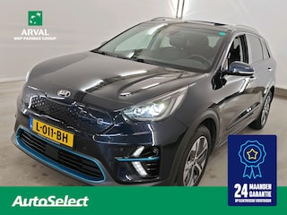 Kia Niro E-Niro 64 kWh 204pk ExecutiveLine | SOH 100% | Leder | Schuifdak | Stuur- en Stoelverwarming | Camera | PDC V+A | CarPlay |JBL